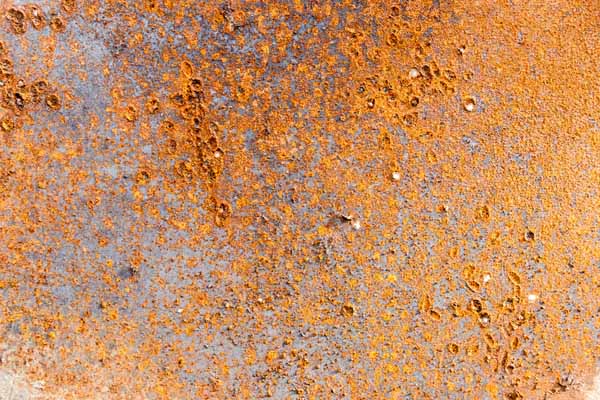 image-of-oil-tank-rust-depicting-oil-tank-condensation-effects